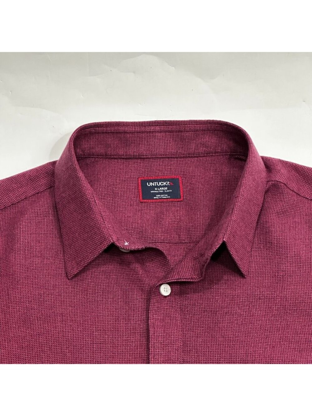UNTUCKit Mens XL Slim Fit Wrinkle Free Button Down Shirt Burgundy Cotton